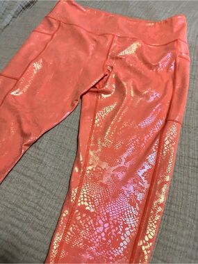 Constantly Varied Gear Capri leggings